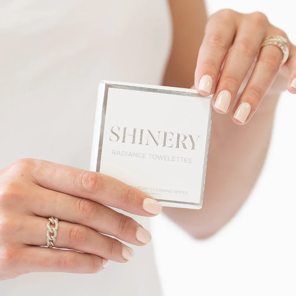 Shinery Radiance Towelettes